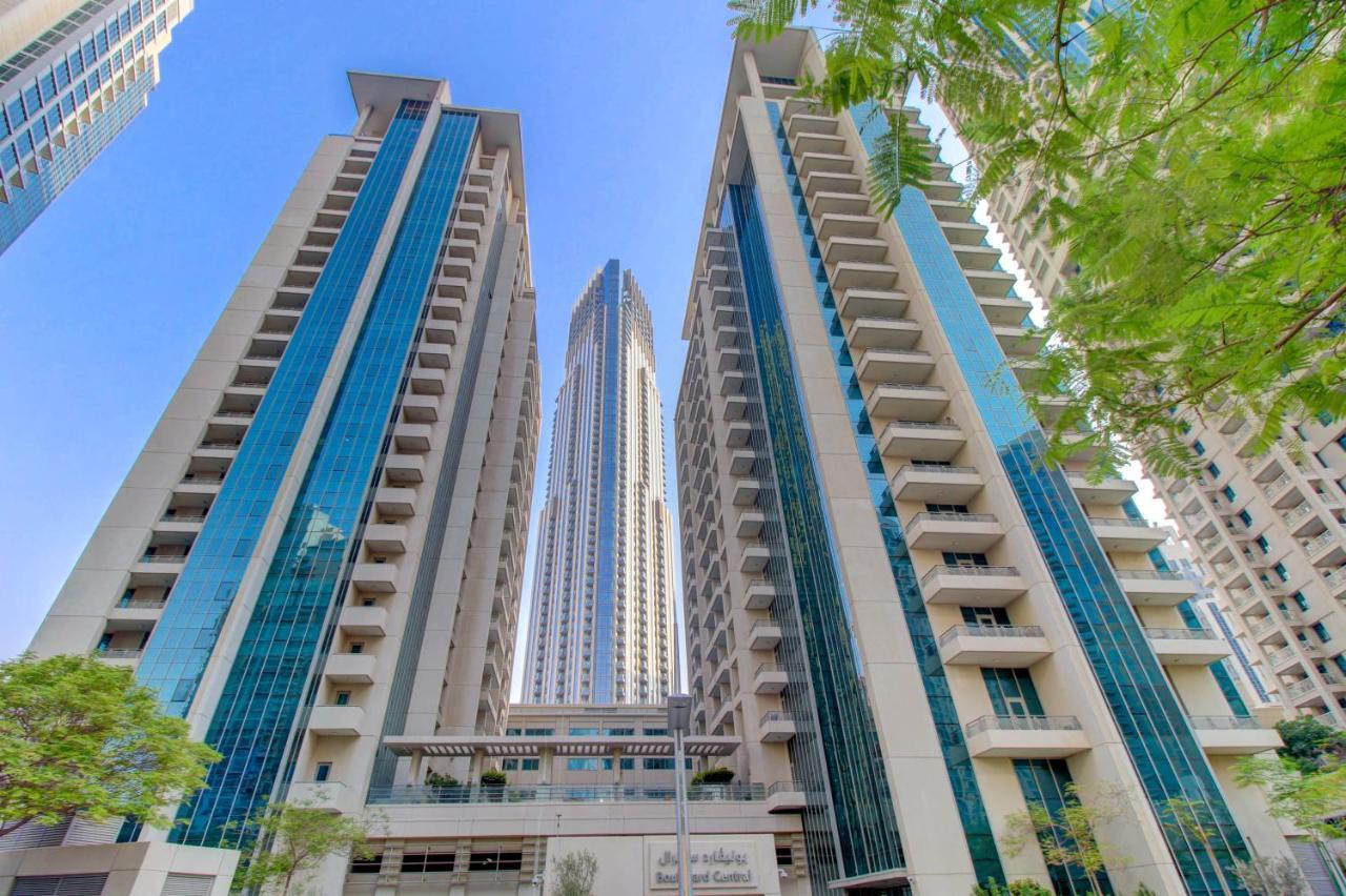 Durrani Homes - Luxurious Studio near Dubai Mall with pool view Extérieur photo