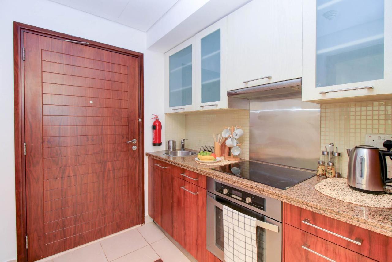 Durrani Homes - Luxurious Studio near Dubai Mall with pool view Extérieur photo
